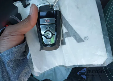 2023 Ford Escape Active z USA, uszkodzony, nr VIN 1FMCU0GN2PUB07682